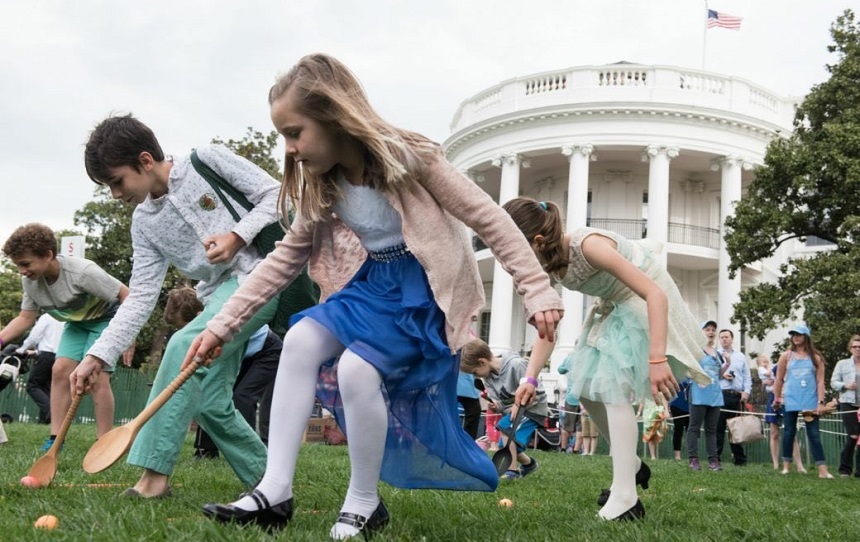 Aproximativ 30.000 de invitaţi la White House Easter Egg Roll, cel mai mare eveniment social de anul acesta găzduit de preşedinţie
