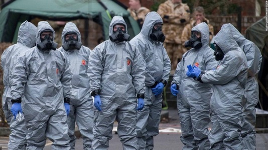Marea Britanie: Ministerul de Externe a şters o postare de pe Twitter în care susţinea că cercetătorii britanici au ajuns la concluzia că neurotoxina folosită în atacul din Salisbury a fost produsă din Rusia

