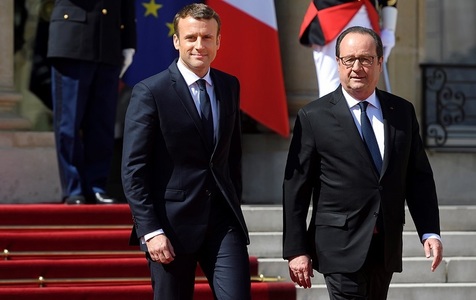 Hollande critică politica ”rupturilor” lui Macron