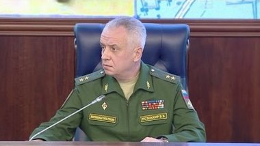 Presupusul atac chimic de la Duma, ”regizat” de Căştile Albe, acuză Rusia