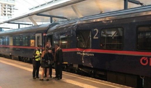 Zeci de persoane rănite uşor într-un accident de tren în gara Salzburg