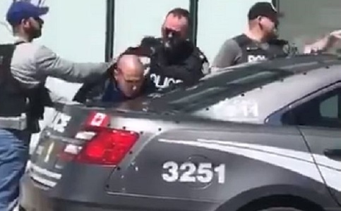 Şoferul furgonetei care a intrat în mulţime la Toronto, reţinut de poliţie