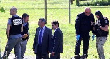 ETA predă armament justiţiei franceze înainte să se autodizolve