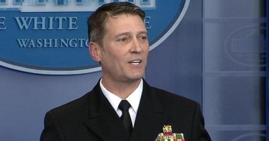 Medicul Casei Albe Ronny Jackson îşi retrage candidatura la Departamentul Veteranilor în urma unor dezvăluiri despre abateri la locul de muncă