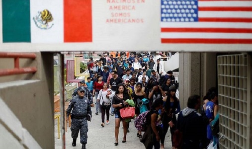 Caravană de cel puţin 150 de migranţi din America Centrală, la Tijuana, la frontiera cu Mexicul