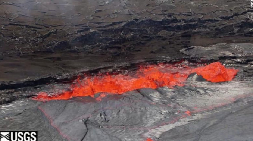 Mii de locuitori îndemnaţi să se refugieze în urma unei erupţii vulcanice în Hawaii