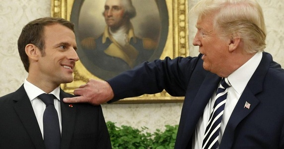 Donald Trump a sugerat că atacurile teroriste de la Paris ar fi putut fi evitate dacă oamenii ar fi avut arme; Franţa este indignată
