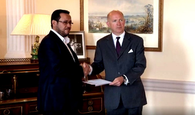 Londra prezintă scuze fără precedent unui fost opozant libian AbdelHakim Belhaj şi soţiei sale