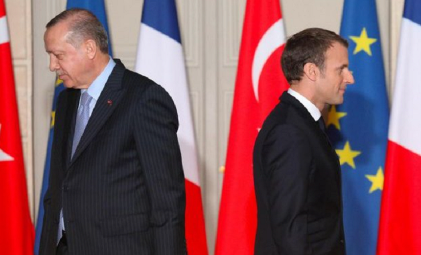 Turcia suspendă departamente de studii franceze