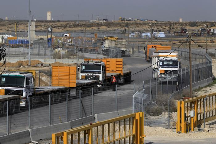 Israelul a închis sâmbătă vama Kerem Shalom ce face trecerea spre Fâşia Gaza