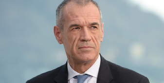 UPDATE - Carlo Cottarelli, un ”domn austeriate”, însărcinat de Mattarella să formeze un Guvern tehnocrat