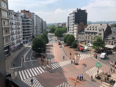 UPDATE - Atac armat în oraşul belgian Liege. Un bărbat a deschis focul pe stradă şi a ucis trei persoane. Atacatorul a fost împuşcat de forţele de ordine. Ministrul de interne: Există elemente care indică faptul că a fost un act terorist