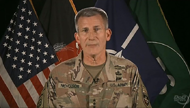 Talibanii negociază în secret un armistiţiu în Afganistan, afirmă John Nicholson