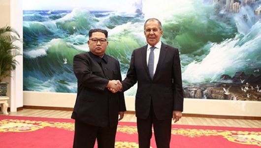 Lavrov, primit de Kim Jong Un la Phenian, îl invită în vizită în Rusia