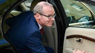 Irlanda dă Regatului Unit termen două săptămâni să prezinte propuneri scrise cu privire la frontiera post-Brexit