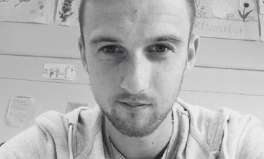 Sute de persoane la funeraliile lui Cyril Vangriecken, studentul ucis în atacul de la Liège