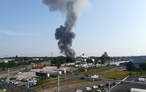 Patru răniţi, dintre care trei sunt în ”urgenţă absolută”, în explozia de la Strasbourg; cauza, neclară