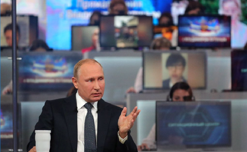 Putin spune că se gândeşte ”în continuare” la cine îi va succeda la Kremlin