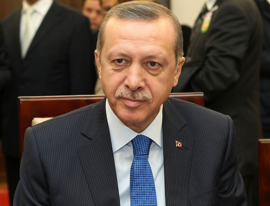 Erdogan avertizează că Turcia va ataca nordul Irakului dacă Bagdadul nu va evacua kurzii din zonă

