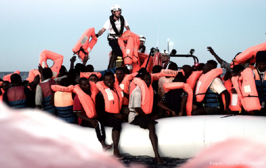 Uniunea Europeană şi ONU fac apel către Malta şi Italia să permită accesul navei cu migranţi