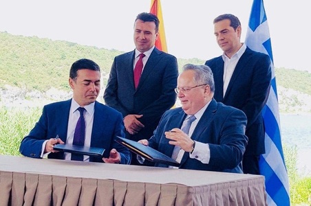 Grecia şi Macedonia au semnat acordul istoric privind schimbarea numelui fostei republici iugoslave

