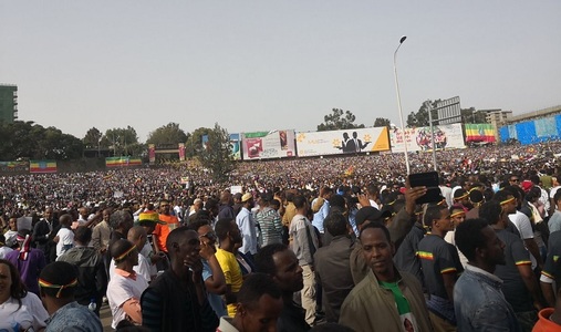 Prim-ministrul etiopian: Există oameni care şi-au pierdut viaţa în explozia din timpul mitingului de la Addis Abeba