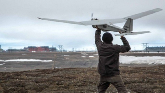 Armata rusă anunţă că a doborât drone în apropierea bazei aeriene Hmeimim în Siria