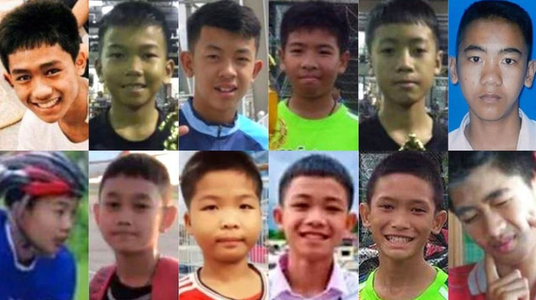 Thailanda se bucură după salvarea băieţilor din grota Tham Luang
