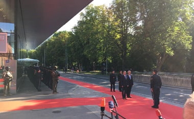 Reuniune a Celor 28 în Austria în vederea unei calmări a certurilor pe tema migraţiei