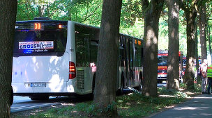 UPDATE - Un suspect arestat în urma unui atac cu un cuţit într-un autobuz în oraşul Lübeck, în nordul Germaniei; opt persoane au fost rănite, două grav