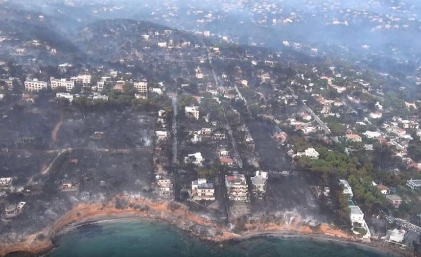 Grecia: Liderul Federaţiei Pompierilor susţine că „mii de greşeli mărunte făcute de guvern” au dus la numărul mare de victime ale incendiilor de vegetaţie

