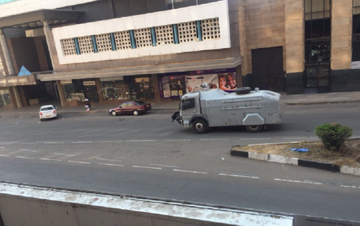 UPDATE - Confruntări sângeroase în Zimbabwe după anunţarea victoriei partidului aflat la putere