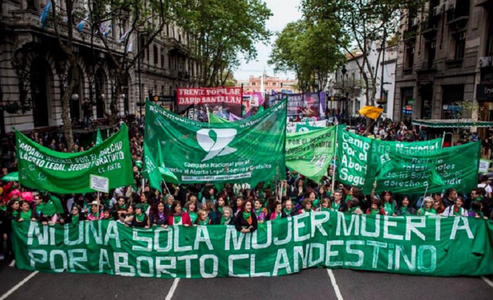 Senatul argentinian respinge legalizarea avortului în ţara Papei Francisc