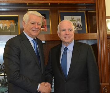 Ministerul Afacerilor Externe, după moartea senatorului John McCain: A fost un prieten constant al Romaniei