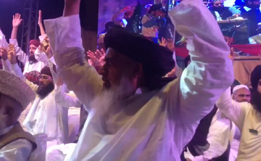 Proteste în Pakistan faţă de o competiţie de caricaturi cu profetul Mahomed din Olanda

