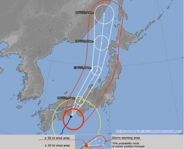 Japonia - Taifunul Jebi, cel mai puternic din ultimii 25 de ani, a ucis zece oameni, alţi peste 300 au fost răniţi