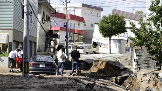 Nou bilanţ al cutremurului din Hokkaido: Cel puţin 8 morţi şi 40 de persoane dispărute