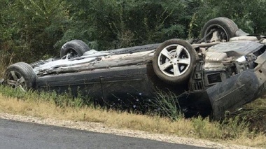 UPDATE  - Preşedintele R. Moldova Igor Dodon a fost implicat într-un accident rutier. Dodon are câteva zgârieturi şi vânătăi, spune şeful SPP. Mama şi fiul său, aflaţi în aceeaşi maşină, au şi ei doar leziuni uşoare. Mesajul lui Dodon - FOTO, VIDEO