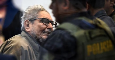 Liderul formaţiunii comuniste peruane Cărarea Luminoasă, Abimael Guzman, a primit o a doua condamnare pe viaţă