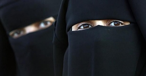 Elveţia: St. Gallen devine al doilea canton care interzice vălul islamic în public