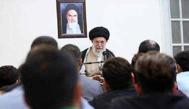 Autorii atentatului de la Ahvaz, ”finanţaţi” de Arabia Saudită şi Emiratele Arabe Unite, acuză Ali Khamenei
