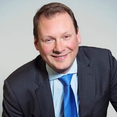 Europarlamentarul Matthijs van Miltenburg, despre întâlnirea cu Tăriceanu: Dă vina pe statul paralel, pe serviciile secrete pentru deficienţele privind statul de drept; nu există răspunsuri, doar perdele de fum