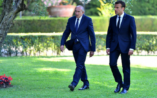Collomb îşi dă demisia, Macron îl ţine în post