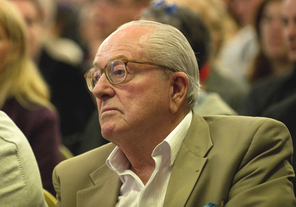 Jean-Marie Le Pen riscă o amendă de 8.000 de euro sau închisoarea în urma unor declaraţii controversate despre homosexuali