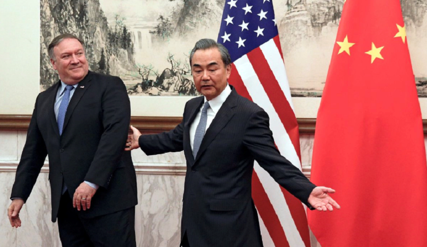 Schimburi de replici mai puţin diplomatice între şefii diplomaţiilor chineză Wang Yi şi americană Mike Pompeo