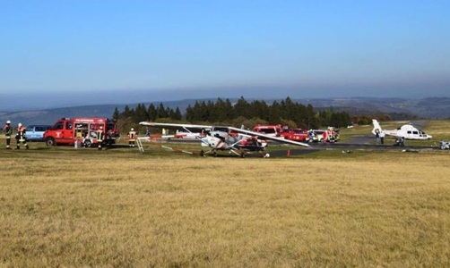 Germania: Două femei şi un copil au murit după ce un avion de mici dimensiuni a lovit un grup de persoane pe un deal