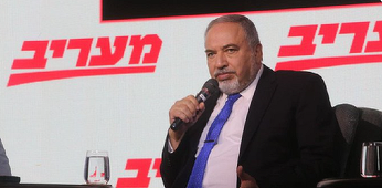 Ministrul israelian al Apărării Avigdor Lieberman îndeamnă la aplicarea unei ”lovituri dure” Hamasului