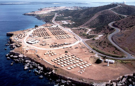 Închisoarea militară americană de la Guantanamo Bay va mai rămâne deschisă încă cel puţin un sfert de secol, afirmă amiralul amiralul John Ring