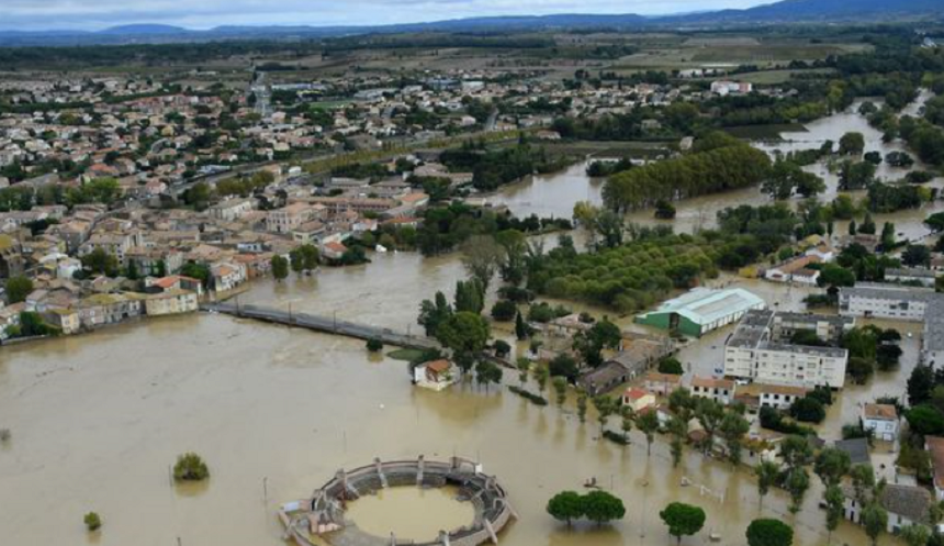 Stare de catastrofă naturală în 126 de comune din sudul Franţei, în urma inundaţiilor din Aude, soldate cu 14 morţi