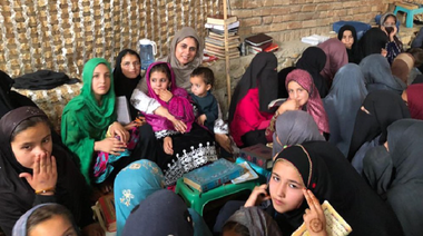 Scrutinul legislativ în Afganistan, reluat în 401 secţii de votare; aproape 170 de persoane ucise sau rănite sâmbătă în violenţe în timpul votului